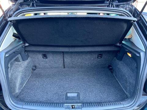 Volkswagen Polo 1.0 beats Hatchback 5dr Petrol Manual Euro 6 (s/s) (60 ps) - U465