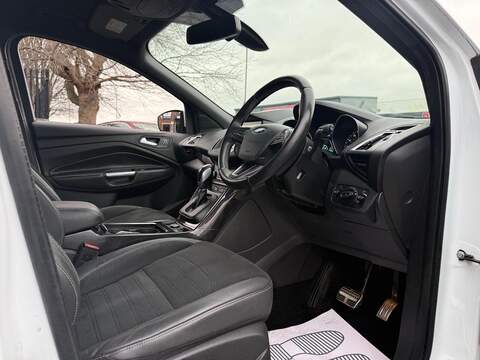 Ford Kuga 1.5 TDCi ST-Line SUV 5dr Diesel Powershift Euro 6 (s/s) (120 ps) - U467