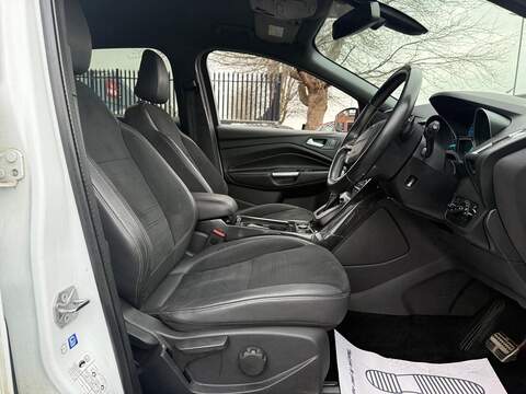 Ford Kuga 1.5 TDCi ST-Line SUV 5dr Diesel Powershift Euro 6 (s/s) (120 ps) - U467