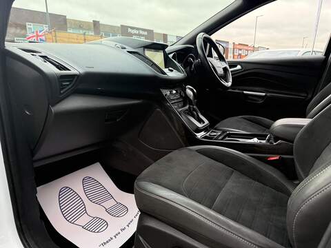 Ford Kuga 1.5 TDCi ST-Line SUV 5dr Diesel Powershift Euro 6 (s/s) (120 ps) - U467