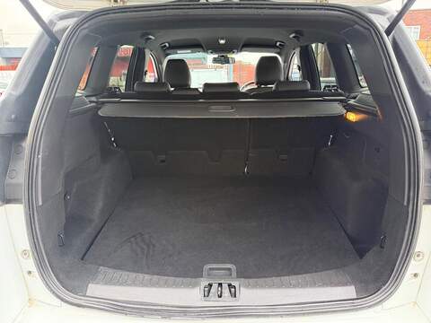 Ford Kuga 1.5 TDCi ST-Line SUV 5dr Diesel Powershift Euro 6 (s/s) (120 ps) - U467