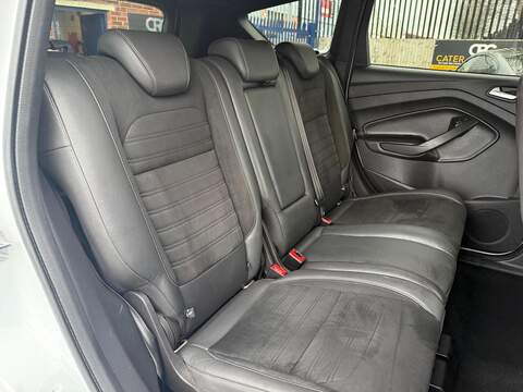 Ford Kuga 1.5 TDCi ST-Line SUV 5dr Diesel Powershift Euro 6 (s/s) (120 ps) - U467