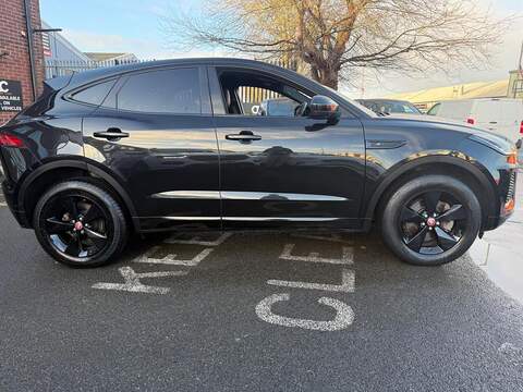 Jaguar E-PACE 2.0 D180 R-Dynamic S SUV 5dr Diesel Auto AWD Euro 6 (s/s) (180 ps) - U468