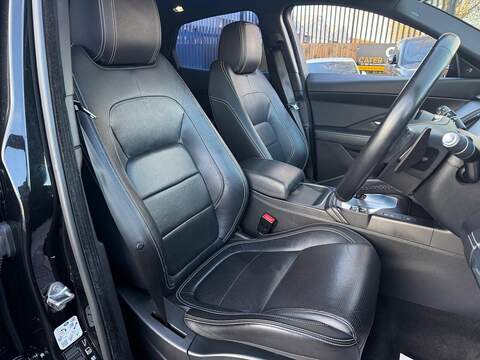 Jaguar E-PACE 2.0 D180 R-Dynamic S SUV 5dr Diesel Auto AWD Euro 6 (s/s) (180 ps) - U468