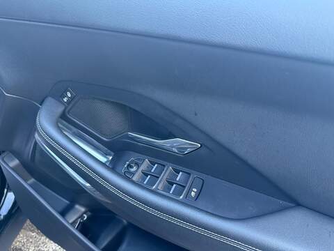 Jaguar E-PACE 2.0 D180 R-Dynamic S SUV 5dr Diesel Auto AWD Euro 6 (s/s) (180 ps) - U468