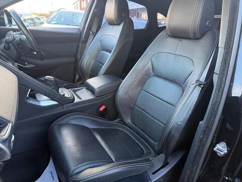 Jaguar E-PACE 2.0 D180 R-Dynamic S SUV 5dr Diesel Auto AWD Euro 6 (s/s) (180 ps) - U468