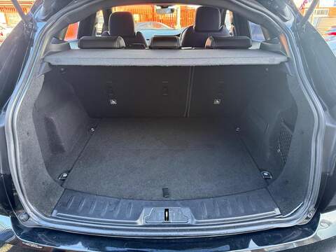 Jaguar E-PACE 2.0 D180 R-Dynamic S SUV 5dr Diesel Auto AWD Euro 6 (s/s) (180 ps) - U468