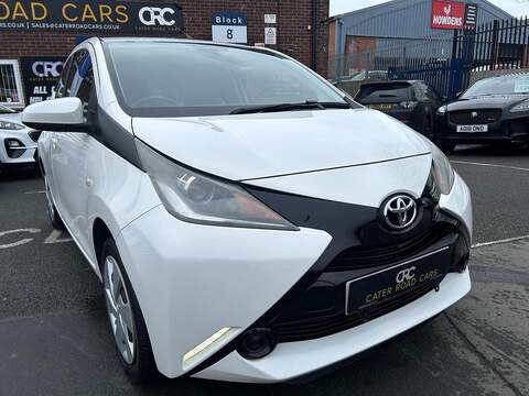 Toyota AYGO 1.0 VVT-i x-play Euro 5 5dr Euro 5 - U469