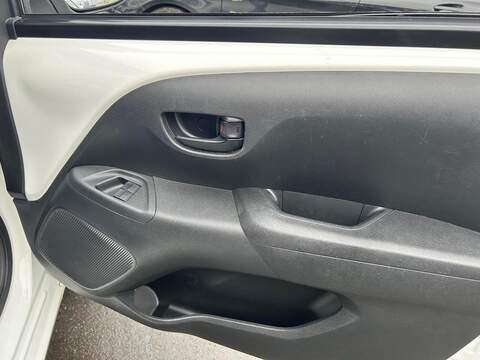 Toyota AYGO 1.0 VVT-i x-play Euro 5 5dr Euro 5 - U469