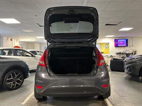 Ford Fiesta 1.6 Titanium Hatchback 5dr Petrol Manual (134 g/km, 118 bhp) - U470