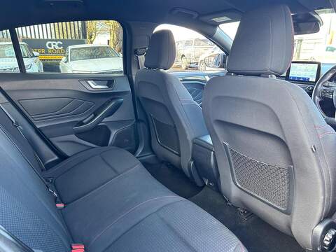 Ford Focus 1.0T EcoBoost ST-Line Hatchback 5dr Petrol Manual Euro 6 (s/s) (125 ps) - U471