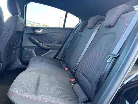 Ford Focus 1.0T EcoBoost ST-Line Hatchback 5dr Petrol Manual Euro 6 (s/s) (125 ps) - U471