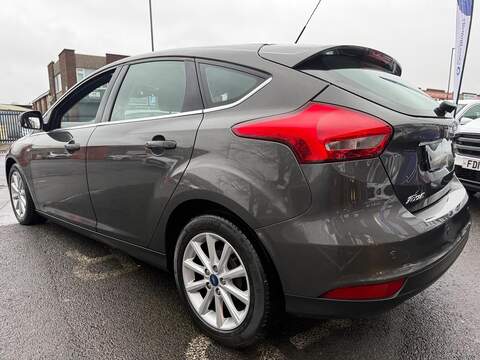 Ford Focus 1.0T EcoBoost Titanium Hatchback 5dr Petrol Manual Euro 6 (s/s) (125 ps) - U473