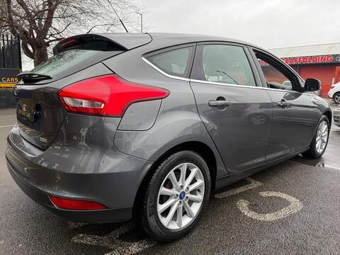 Ford Focus 1.0T EcoBoost Titanium Hatchback 5dr Petrol Manual Euro 6 (s/s) (125 ps) - U473