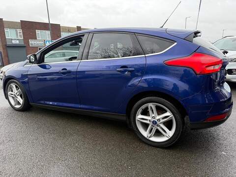 Ford Focus 1.5 TDCi Titanium Hatchback 5dr Diesel Manual Euro 6 (s/s) (120 ps) - U474