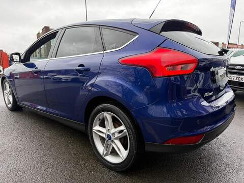 Ford Focus 1.5 TDCi Titanium Hatchback 5dr Diesel Manual Euro 6 (s/s) (120 ps) - U474