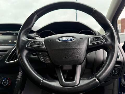 Ford Focus 1.5 TDCi Titanium Hatchback 5dr Diesel Manual Euro 6 (s/s) (120 ps) - U474