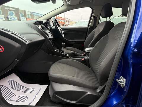 Ford Focus 1.5 TDCi Titanium Hatchback 5dr Diesel Manual Euro 6 (s/s) (120 ps) - U474