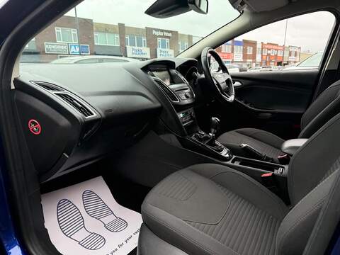 Ford Focus 1.5 TDCi Titanium Hatchback 5dr Diesel Manual Euro 6 (s/s) (120 ps) - U474