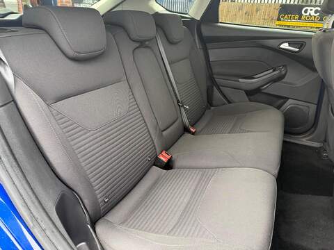 Ford Focus 1.5 TDCi Titanium Hatchback 5dr Diesel Manual Euro 6 (s/s) (120 ps) - U474