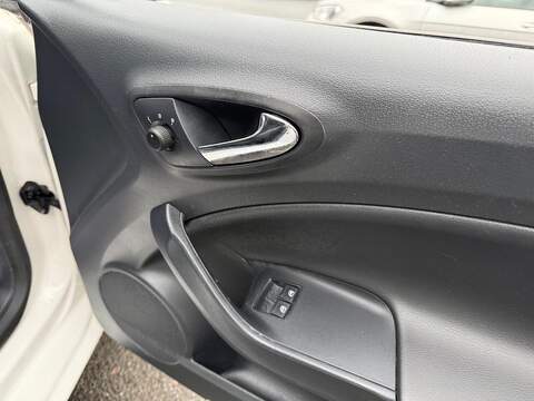 SEAT Ibiza 1.2 TSI I TECH Sport Coupe 3dr Petrol Manual Euro 5 (105 ps) - U475