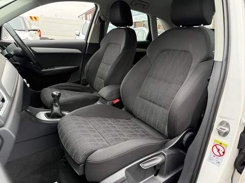 Audi Q3 1.4 TFSI CoD Sport SUV 5dr Petrol Manual Euro 6 (s/s) (150 ps) - U476