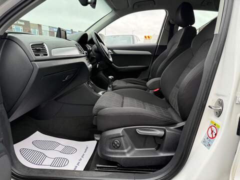 Audi Q3 1.4 TFSI CoD Sport SUV 5dr Petrol Manual Euro 6 (s/s) (150 ps) - U476