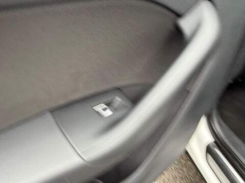 Audi Q3 1.4 TFSI CoD Sport SUV 5dr Petrol Manual Euro 6 (s/s) (150 ps) - U476