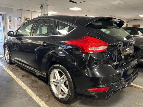 Ford Focus 1.5 TDCi Zetec S Hatchback 5dr Diesel Manual Euro 6 (s/s) (120 ps) - U480