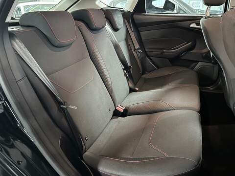 Ford Focus 1.5 TDCi Zetec S Hatchback 5dr Diesel Manual Euro 6 (s/s) (120 ps) - U480