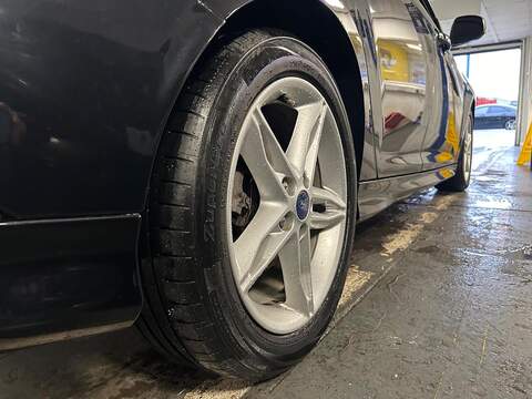 Ford Focus 1.5 TDCi Zetec S Hatchback 5dr Diesel Manual Euro 6 (s/s) (120 ps) - U480