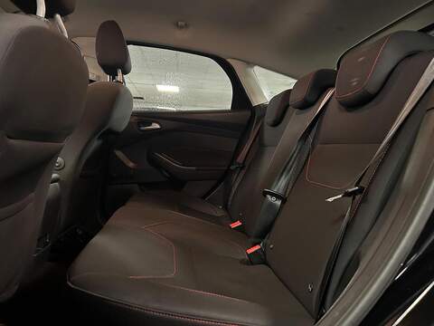 Ford Focus 1.5 TDCi Zetec S Hatchback 5dr Diesel Manual Euro 6 (s/s) (120 ps) - U480