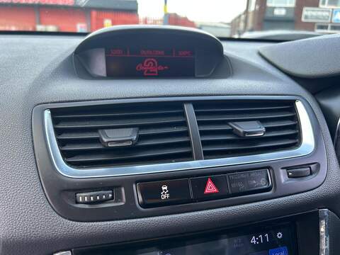 Vauxhall Mokka 1.6 CDTi ecoFLEX SE SUV 5dr Diesel Manual 2WD Euro 6 (s/s) (136 ps) - U481