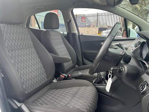 Vauxhall Mokka 1.4T Exclusiv SUV 5dr Petrol Manual 2WD Euro 5 (s/s) (140 ps) - U485