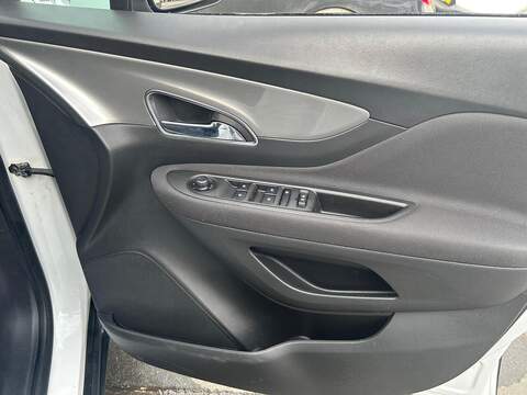 Vauxhall Mokka 1.4T Exclusiv SUV 5dr Petrol Manual 2WD Euro 5 (s/s) (140 ps) - U485