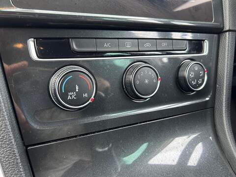 Volkswagen Golf 1.0 TSI Match Hatchback 5dr Petrol Manual Euro 6 (s/s) (115 ps) - U486