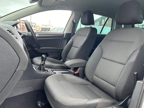 Volkswagen Golf 1.0 TSI Match Hatchback 5dr Petrol Manual Euro 6 (s/s) (115 ps) - U486