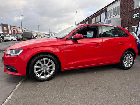 Audi A3 1.6 TDI SE Sportback 5dr Diesel Manual Euro 5 (s/s) (105 ps) - U488