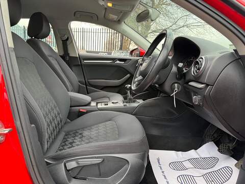 Audi A3 1.6 TDI SE Sportback 5dr Diesel Manual Euro 5 (s/s) (105 ps) - U488