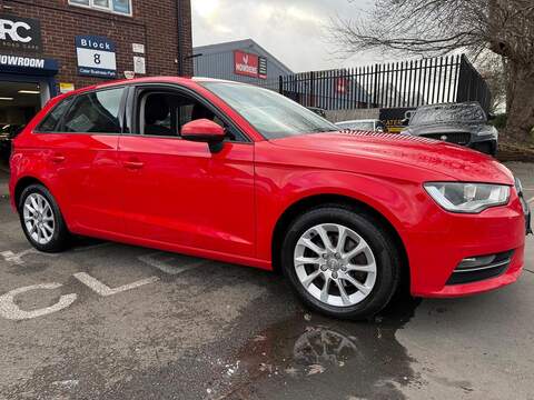 Audi A3 1.6 TDI SE Sportback 5dr Diesel Manual Euro 5 (s/s) (105 ps) - U488