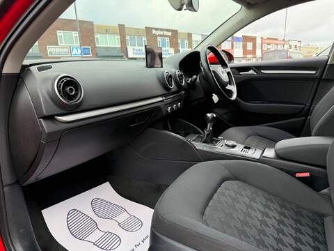 Audi A3 1.6 TDI SE Sportback 5dr Diesel Manual Euro 5 (s/s) (105 ps) - U488