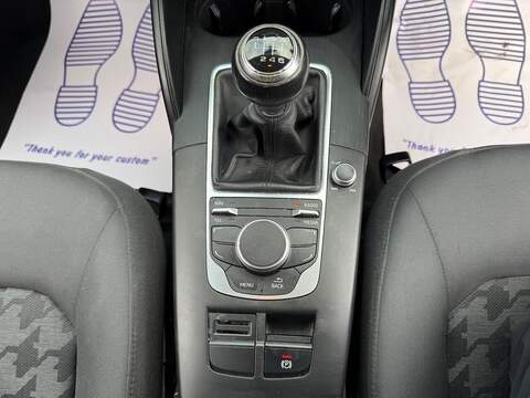 Audi A3 1.6 TDI SE Sportback 5dr Diesel Manual Euro 5 (s/s) (105 ps) - U488