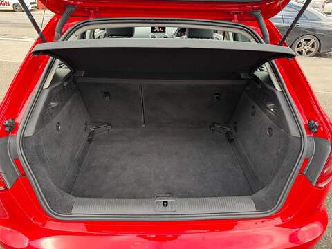 Audi A3 1.6 TDI SE Sportback 5dr Diesel Manual Euro 5 (s/s) (105 ps) - U488