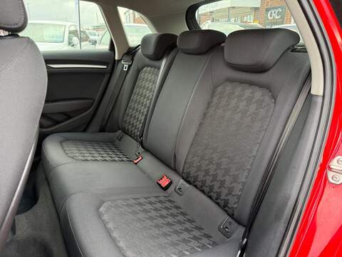 Audi A3 1.6 TDI SE Sportback 5dr Diesel Manual Euro 5 (s/s) (105 ps) - U488