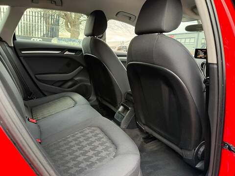 Audi A3 1.6 TDI SE Sportback 5dr Diesel Manual Euro 5 (s/s) (105 ps) - U488