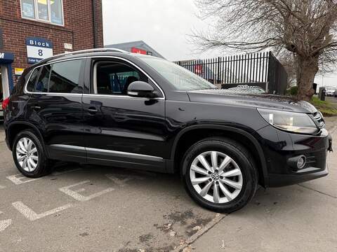 Volkswagen Tiguan 2.0 TDI BlueMotion Tech Match SUV 5dr Diesel Manual 4WD Euro 6 (s/s) (150 ps) - U489