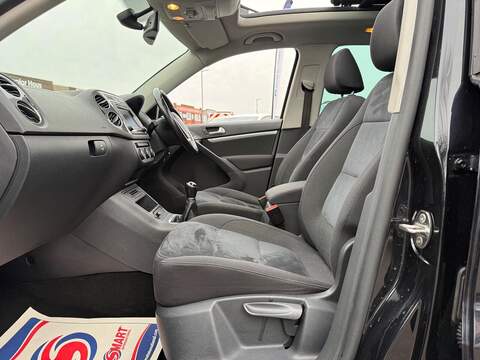 Volkswagen Tiguan 2.0 TDI BlueMotion Tech Match SUV 5dr Diesel Manual 4WD Euro 6 (s/s) (150 ps) - U489