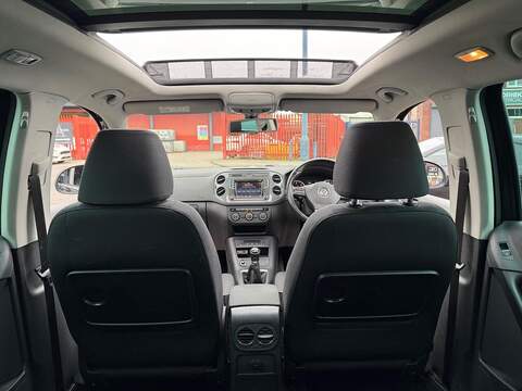 Volkswagen Tiguan 2.0 TDI BlueMotion Tech Match SUV 5dr Diesel Manual 4WD Euro 6 (s/s) (150 ps) - U489