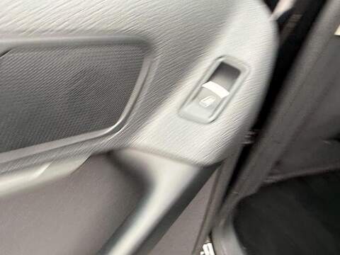 Volkswagen Tiguan 2.0 TDI BlueMotion Tech Match SUV 5dr Diesel Manual 4WD Euro 6 (s/s) (150 ps) - U489