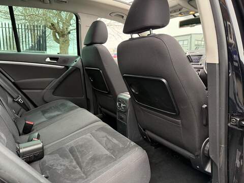 Volkswagen Tiguan 2.0 TDI BlueMotion Tech Match SUV 5dr Diesel Manual 4WD Euro 6 (s/s) (150 ps) - U489